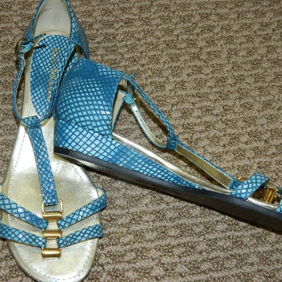 Enzo Angiolini Peacock Blue Snake Embossed Design Low Wedge Sandals , Size 6 - Picture 2 of 9